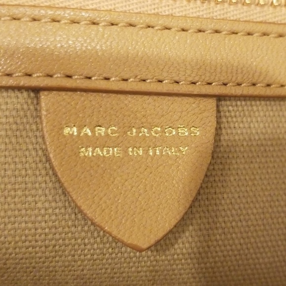 MARC JACOBS Tan Venetia Satchel with Crossbody strap - Picture 7 of 8